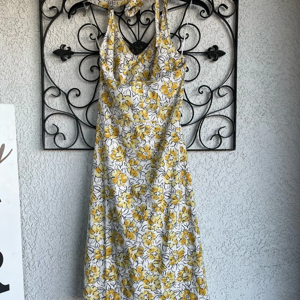 Pact Reverie Yellow Floral halter dress - Picture 5 of 6